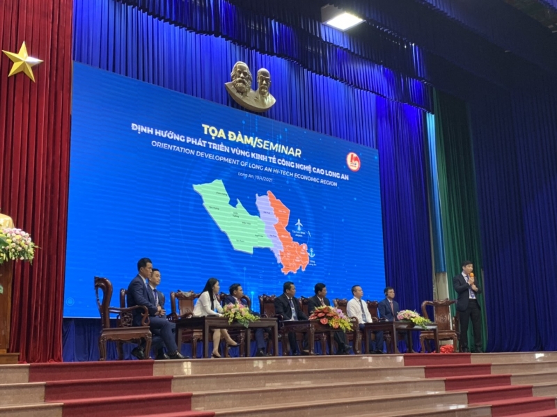 Tọa đàm ”Định hướng phát triển vùng kinh tế công nghệ cao” tại tỉnh Long An