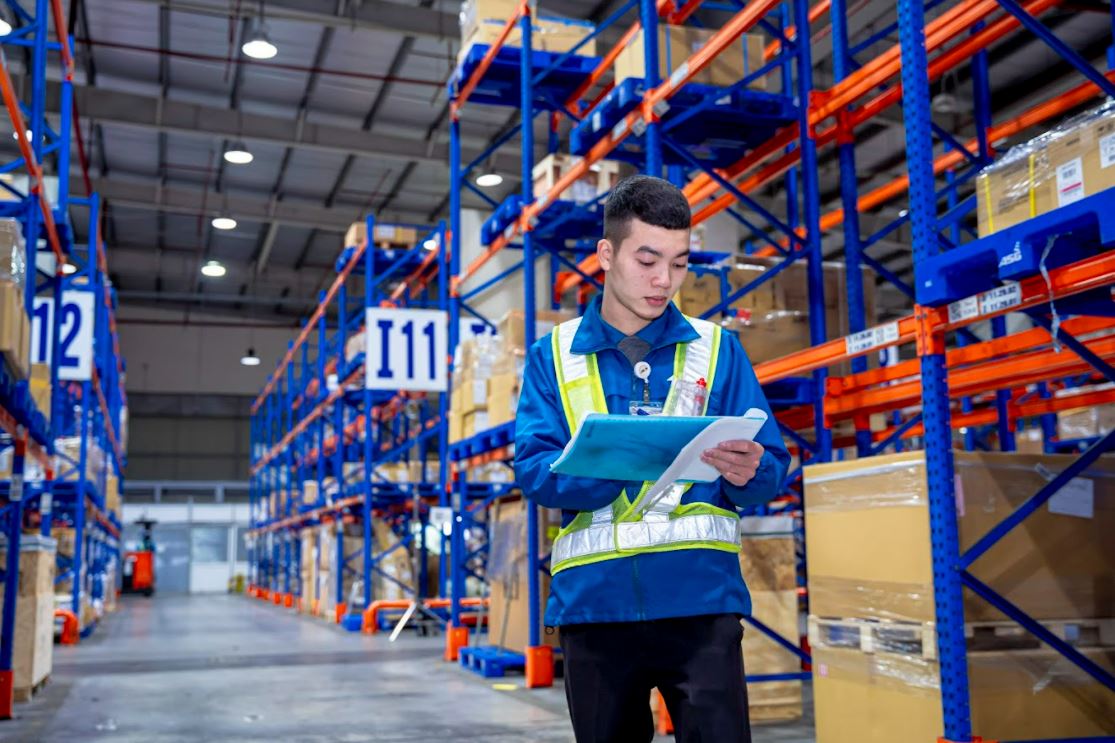 Nhóm ngành kho bãi, logistic, cảng vụ